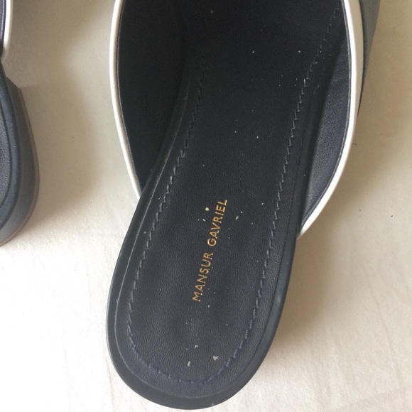 Mansur Gavriel V Slide Flat Mule - Picture 4 of 8
